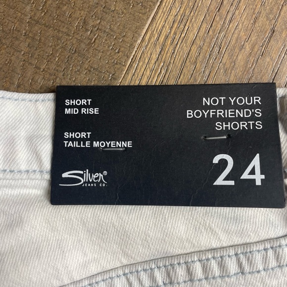 Silver Jeans Shorts - Picture 3 of 4
